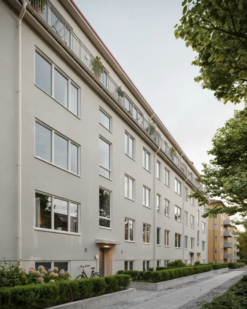 fasadtv tt och algbehandling av putsad flerbostadsfastighet i skarpn ck